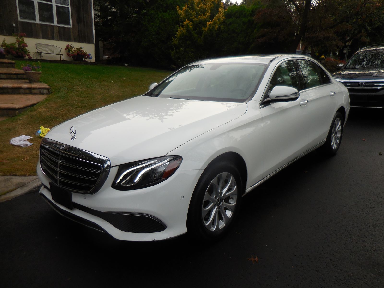 2019 Mercedes-Benz E 300 4MATIC Sedan