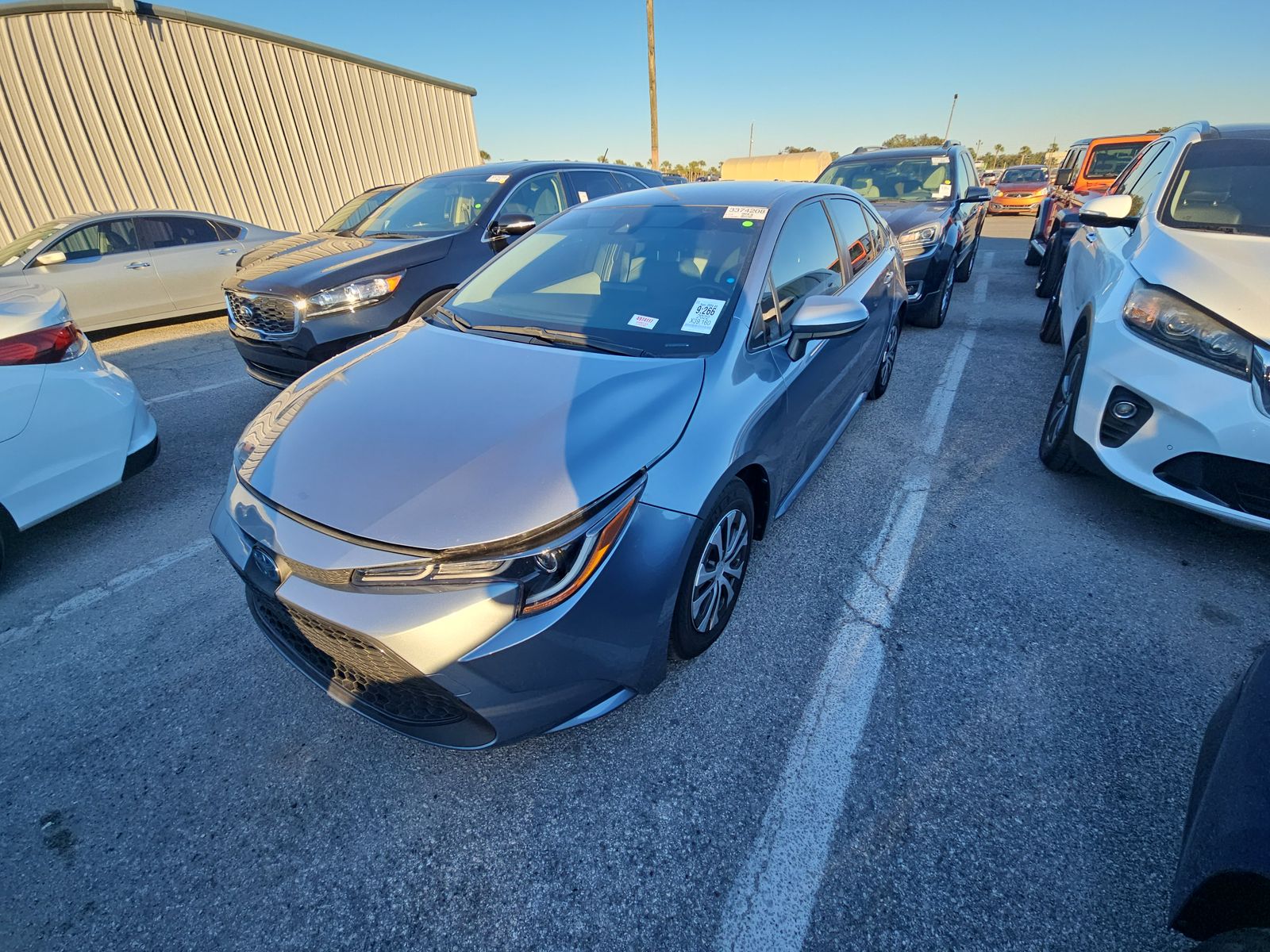 2022 Toyota Corolla Hybrid LE Sedan