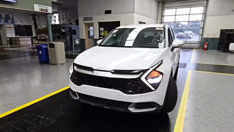 2023 Kia Sportage EX