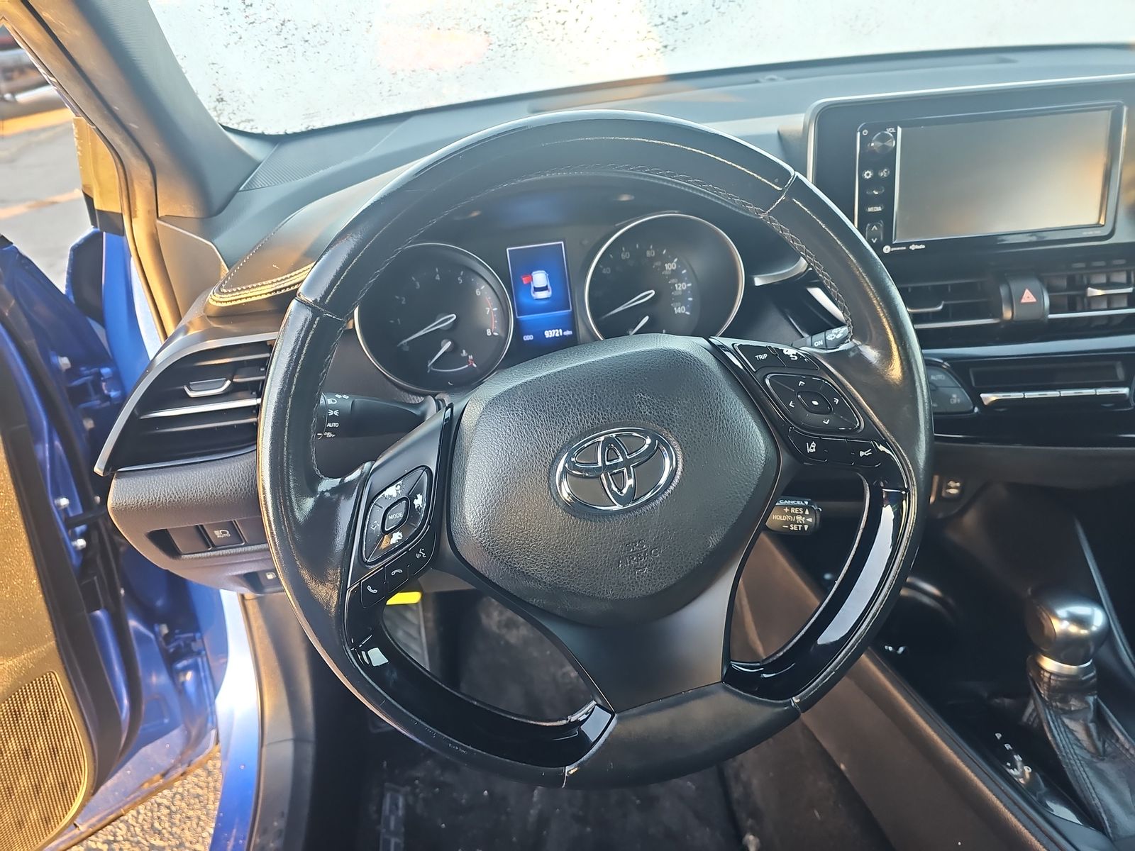 2018 Toyota C-HR XLE FWD