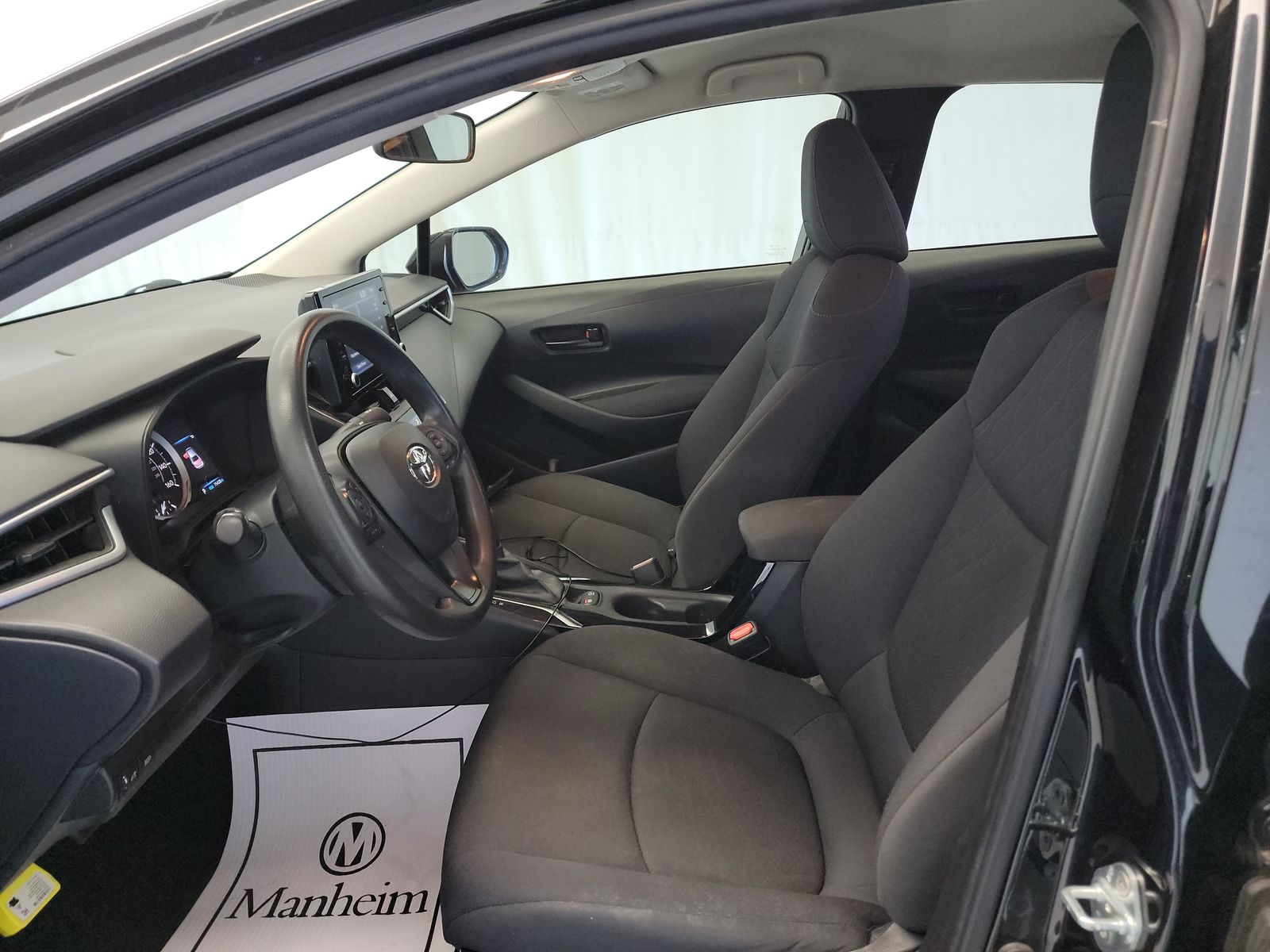 2022 Toyota Corolla LE FWD