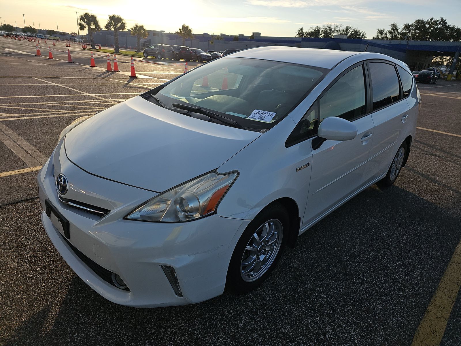 2013 Toyota Prius v Three FWD