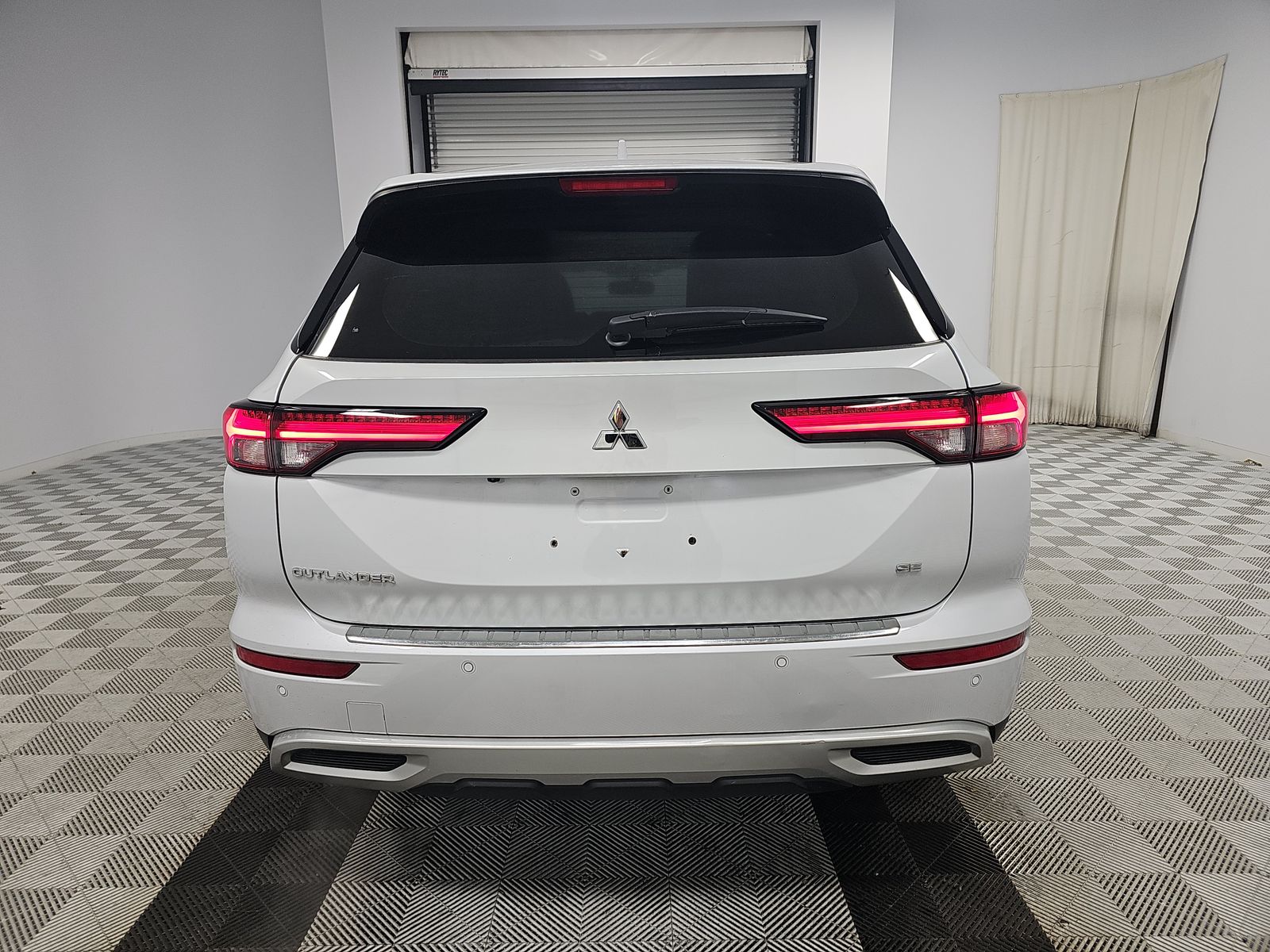 2022 Mitsubishi Outlander SE FWD