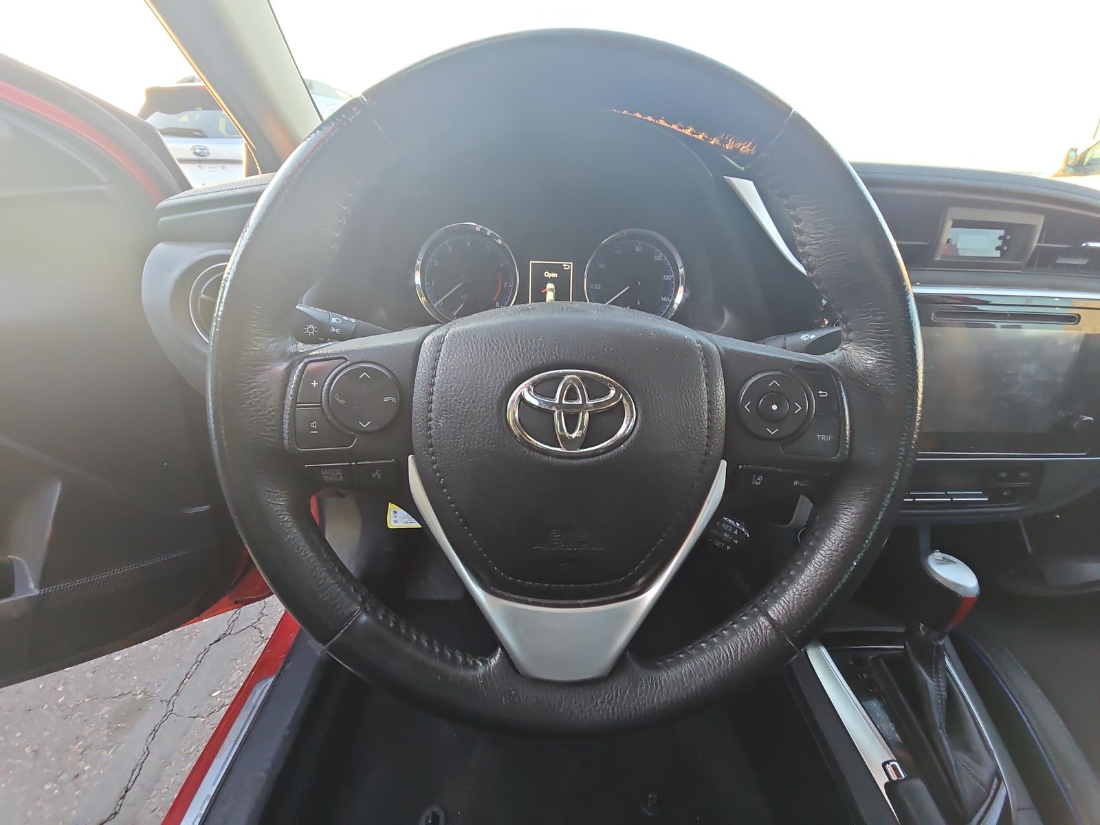 2018 Toyota Corolla SE FWD