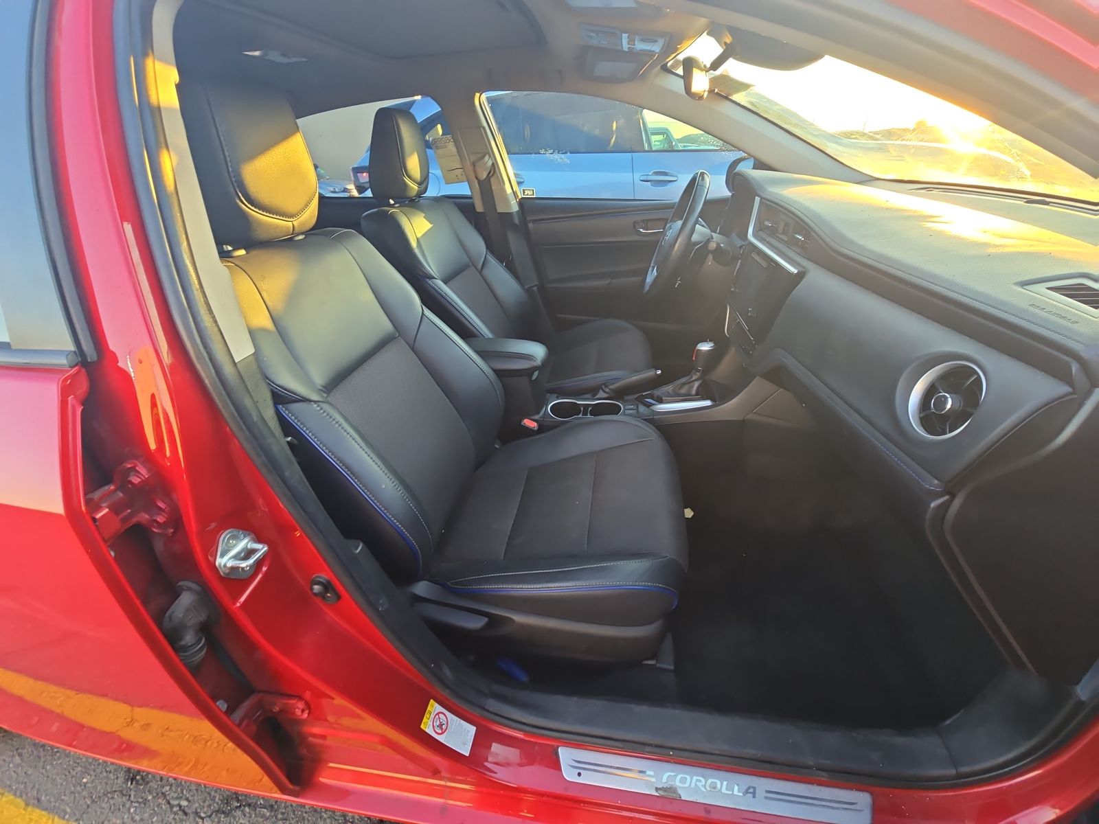 2018 Toyota Corolla SE FWD