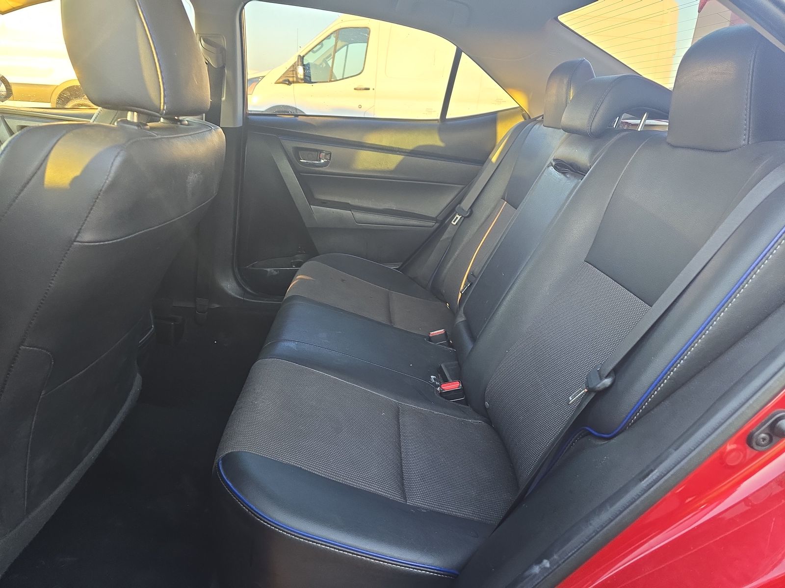 2018 Toyota Corolla SE FWD