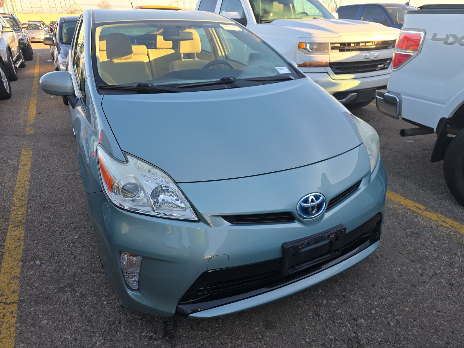 2014 Toyota Prius Two FWD