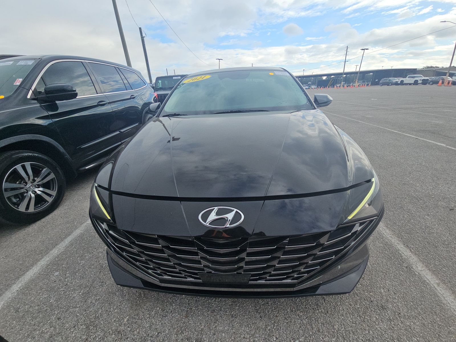 2021 Hyundai Elantra Limited FWD
