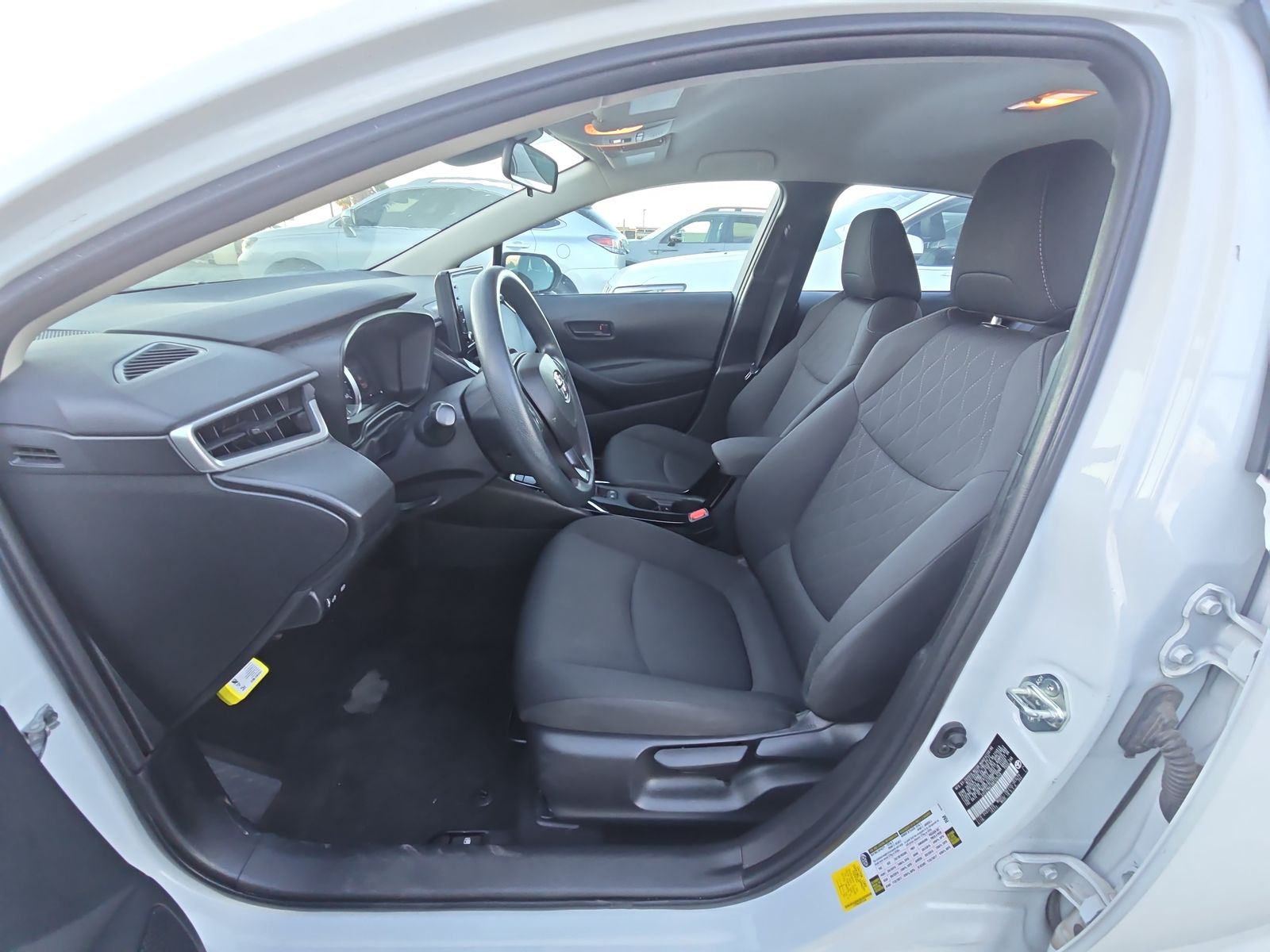 2022 Toyota Corolla LE FWD