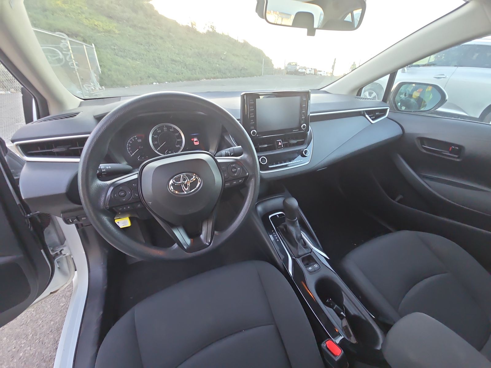 2022 Toyota Corolla LE FWD