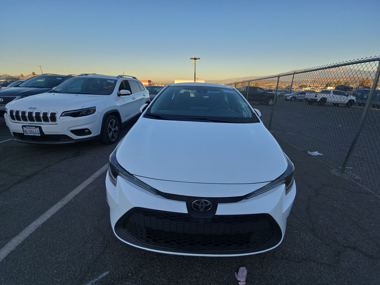 2022 Toyota Corolla LE FWD