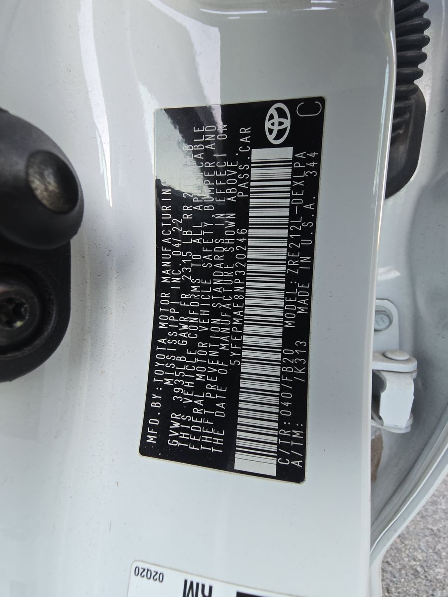 2022 Toyota Corolla LE FWD