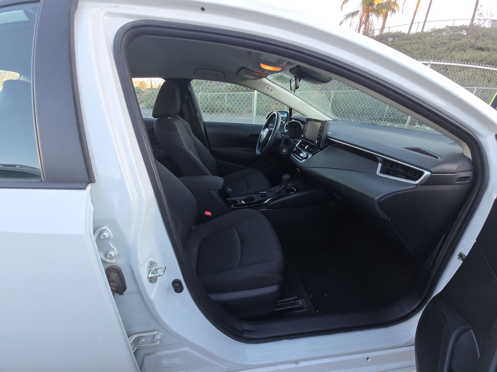 2022 Toyota Corolla LE FWD