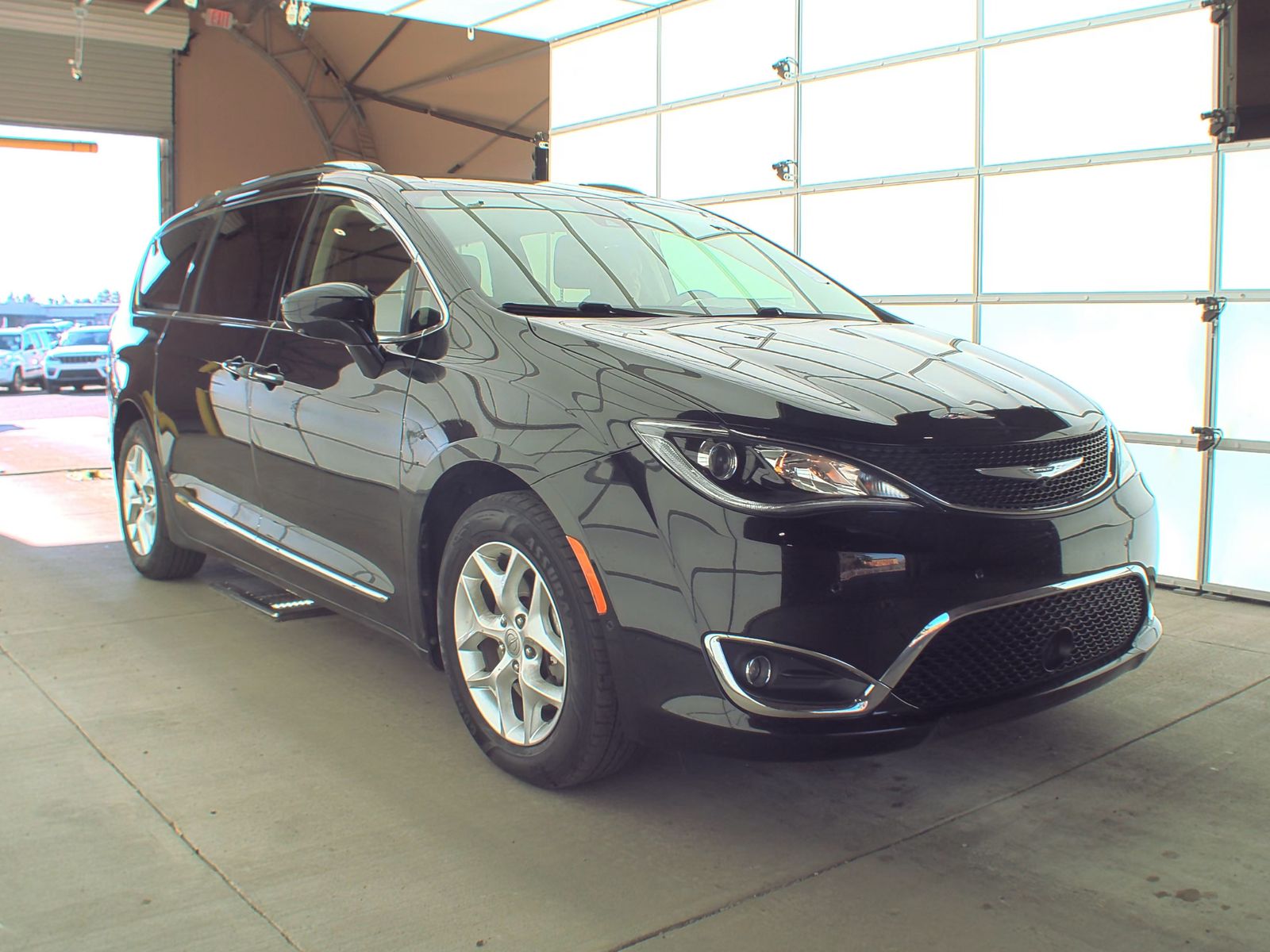 2020 Chrysler Pacifica Touring L Plus FWD