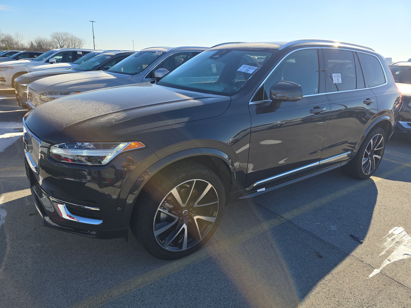 2024 Volvo XC90 B5 Plus Bright Theme 7-Passenger