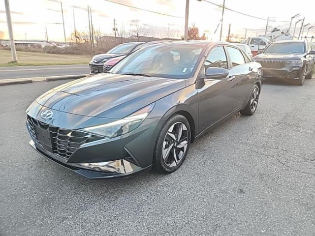 2022 Hyundai Elantra Limited