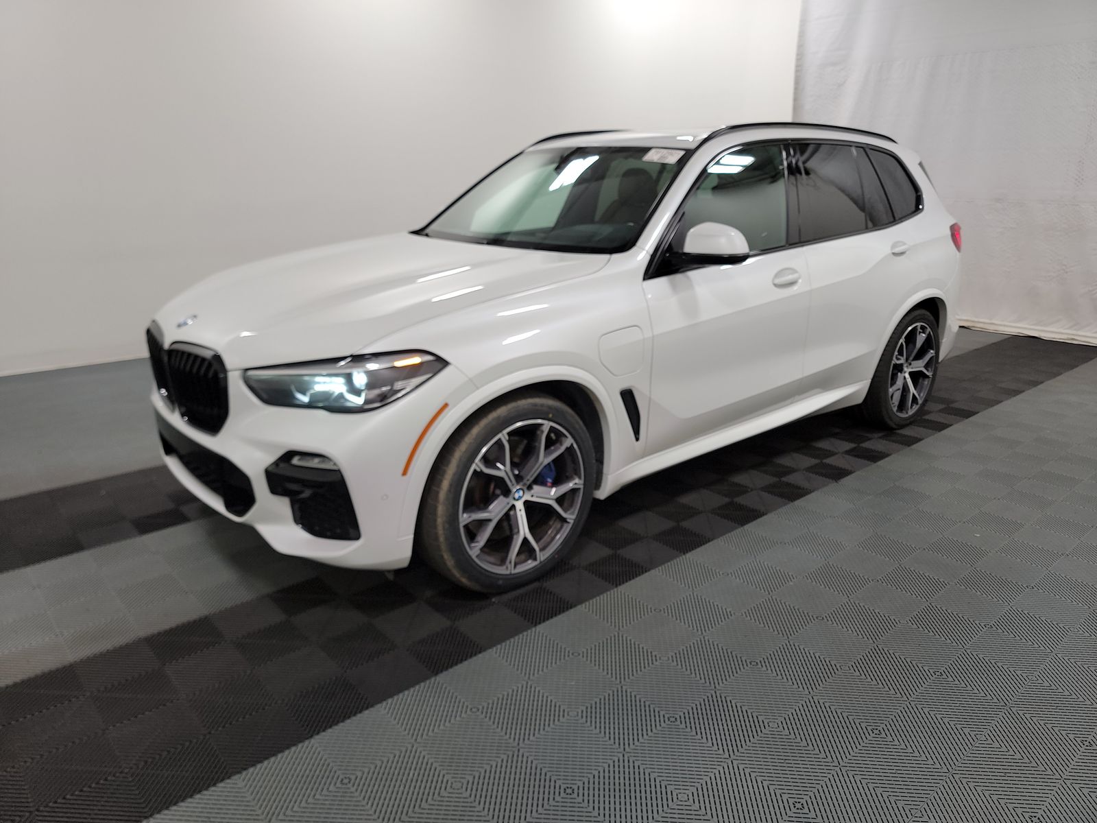 2021 BMW X5 xDrive45e M SPORT LINE