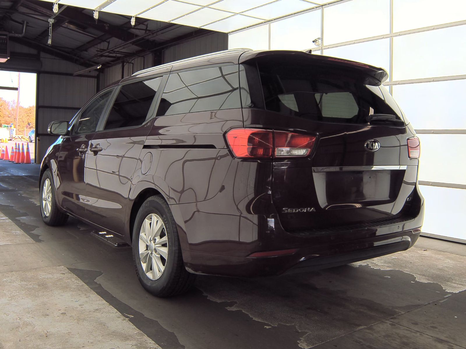 2017 Kia Sedona LX FWD