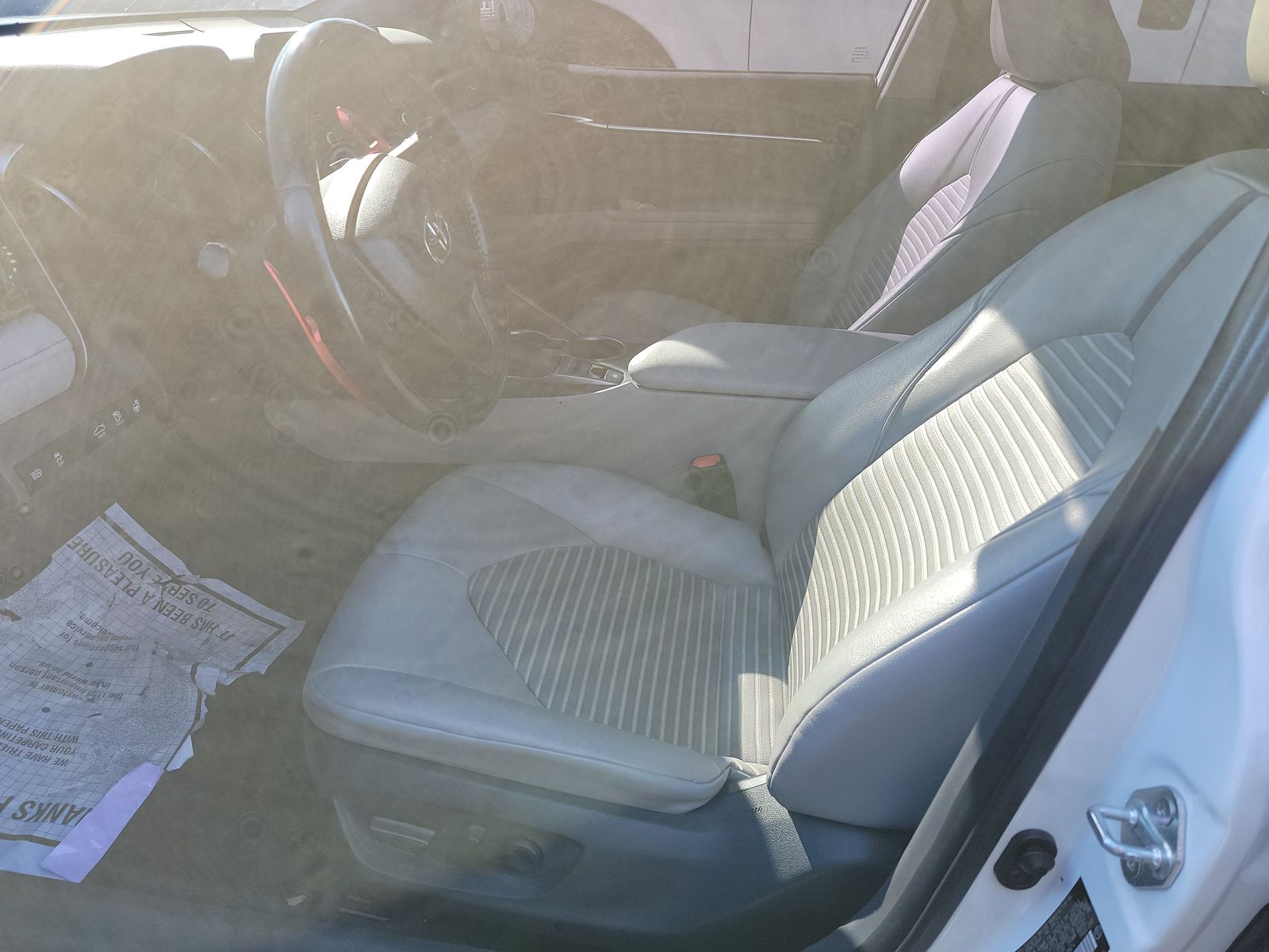 2022 Toyota Camry SE AWD