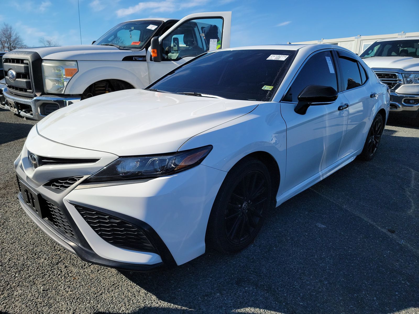 2022 Toyota Camry SE AWD