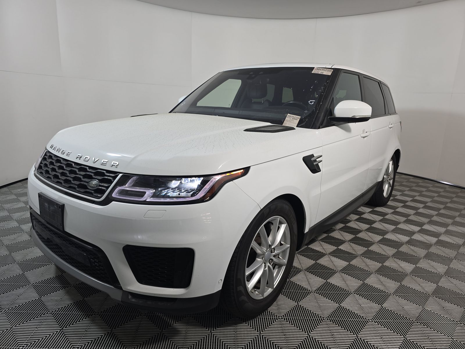 2018 Land Rover Range Rover Sport SE