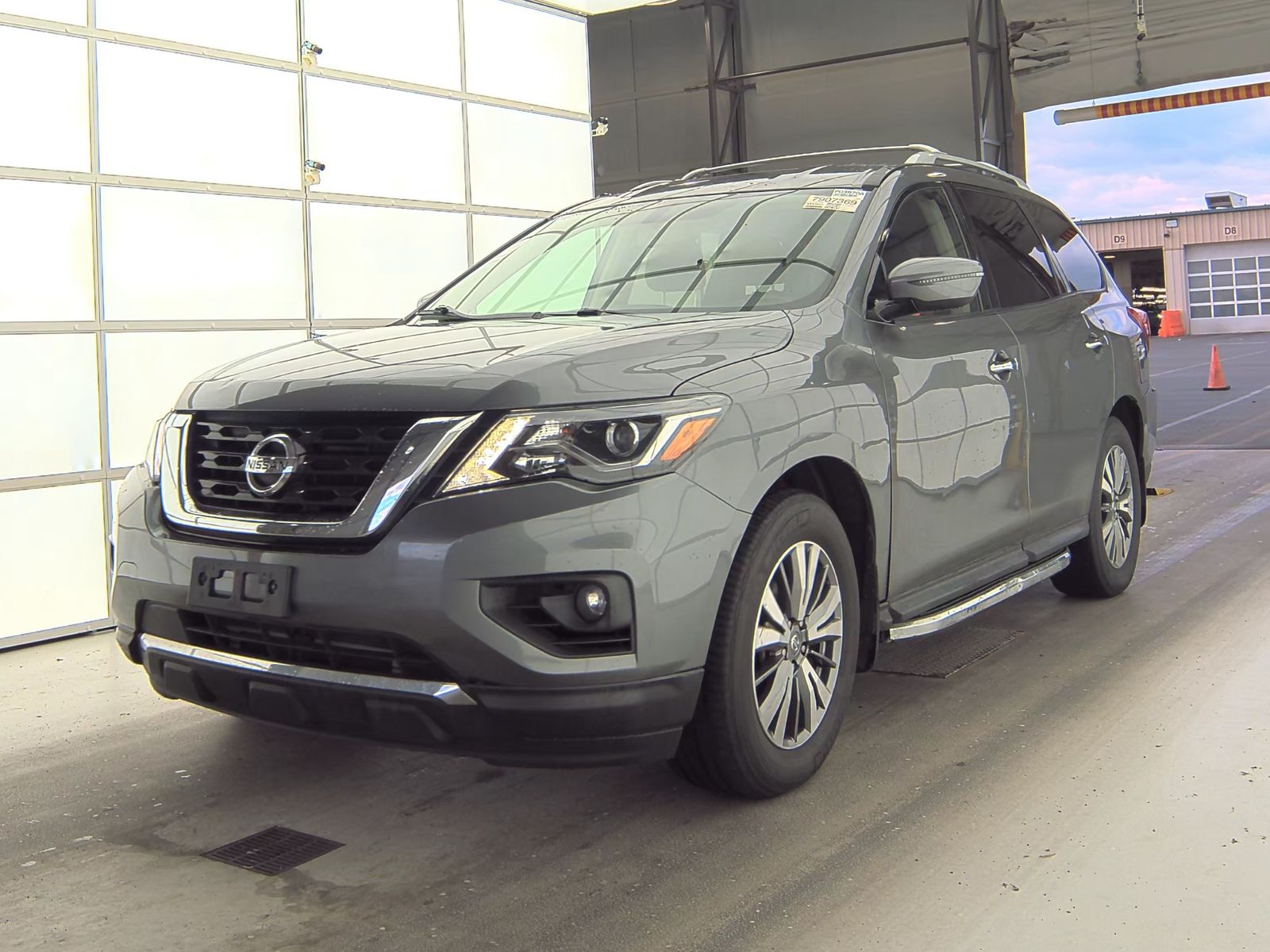 2019 Nissan Pathfinder SV