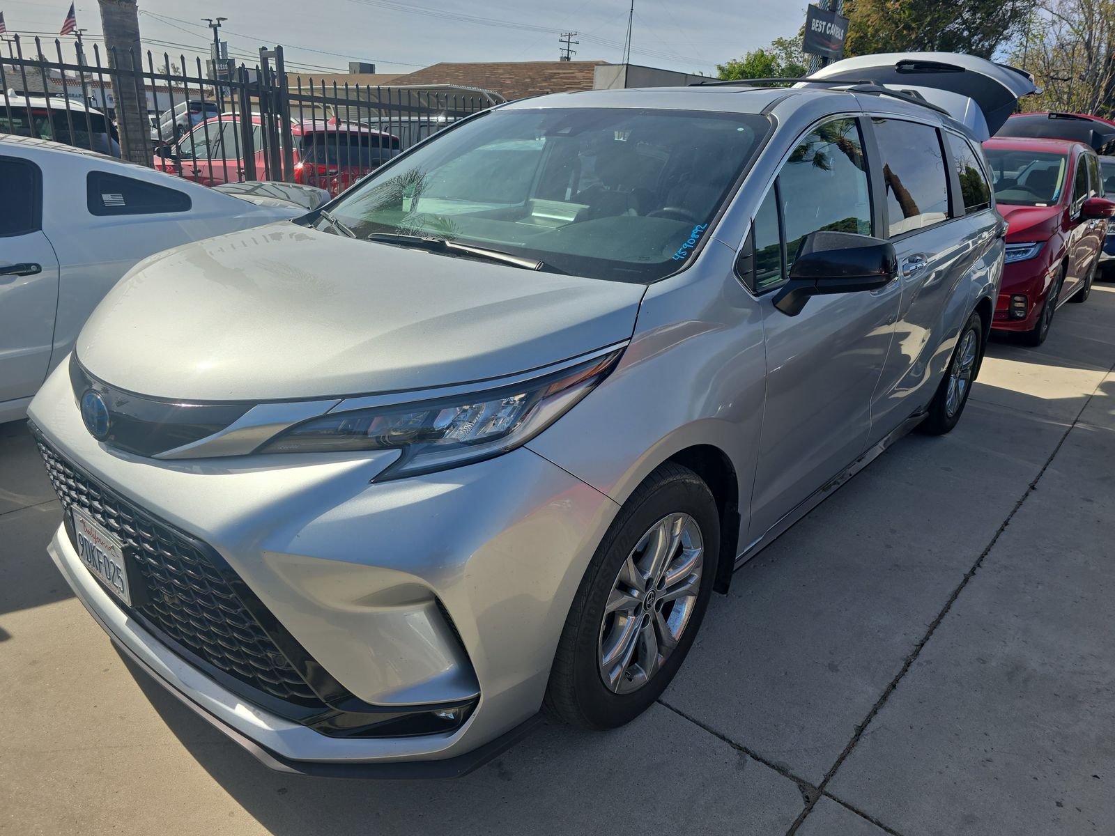 2023 Toyota Sienna XSE 25th Anniversary 7-Passenger 120.5