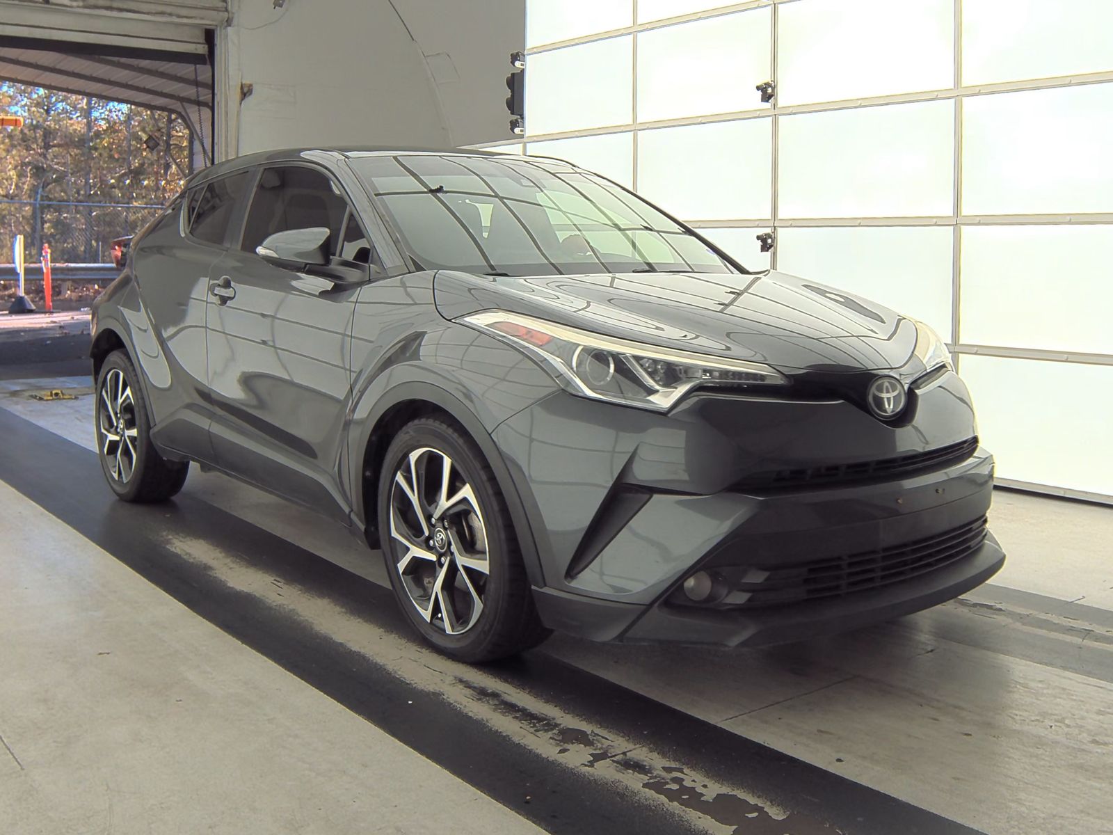 2018 Toyota C-HR XLE Premium FWD