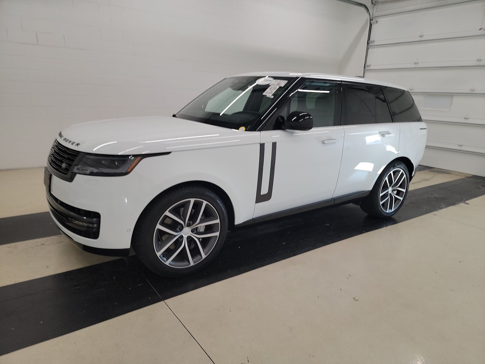 2024 Land Rover Range Rover SE