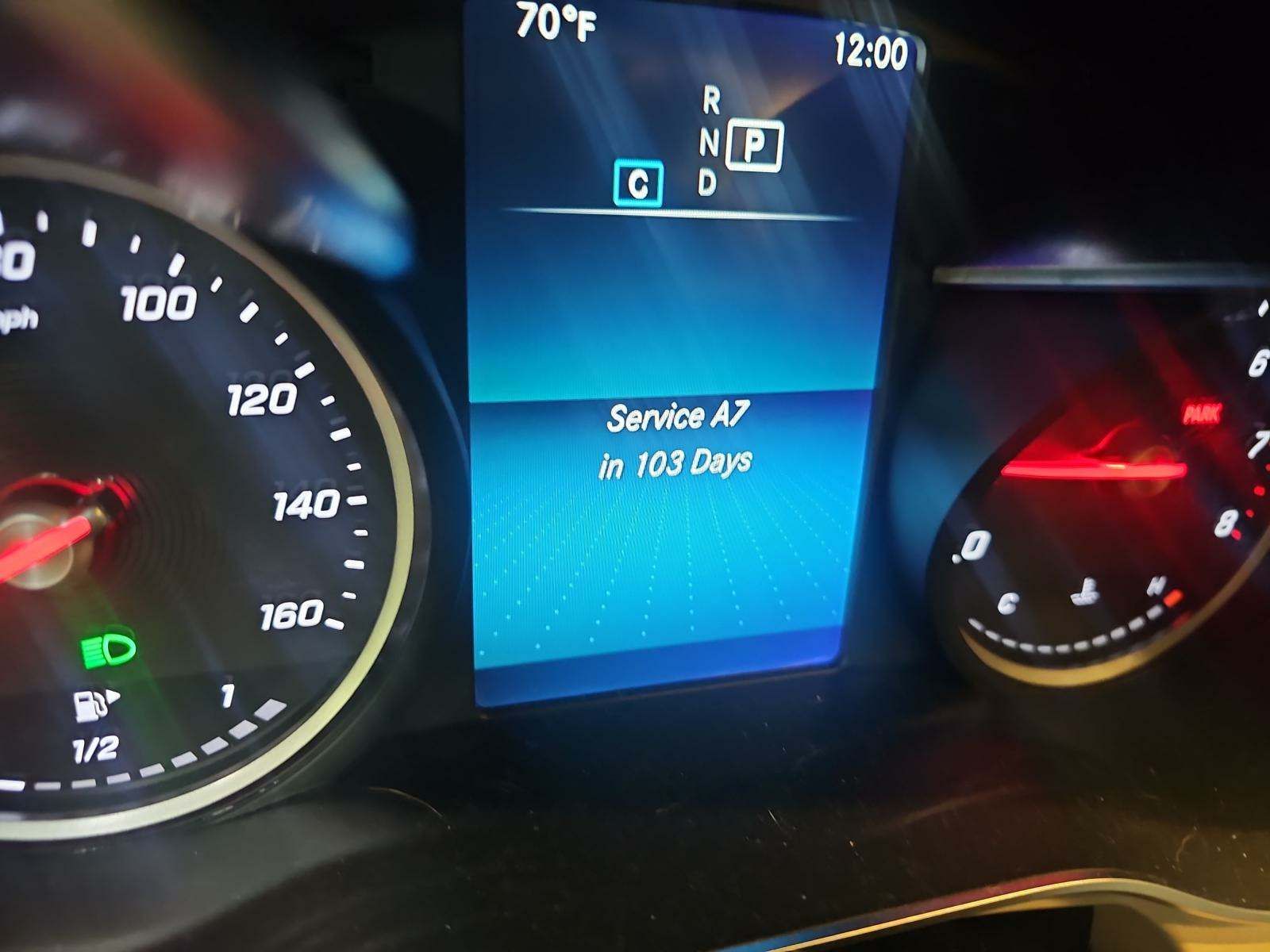 2021 Mercedes-Benz GLC GLC 300 RWD