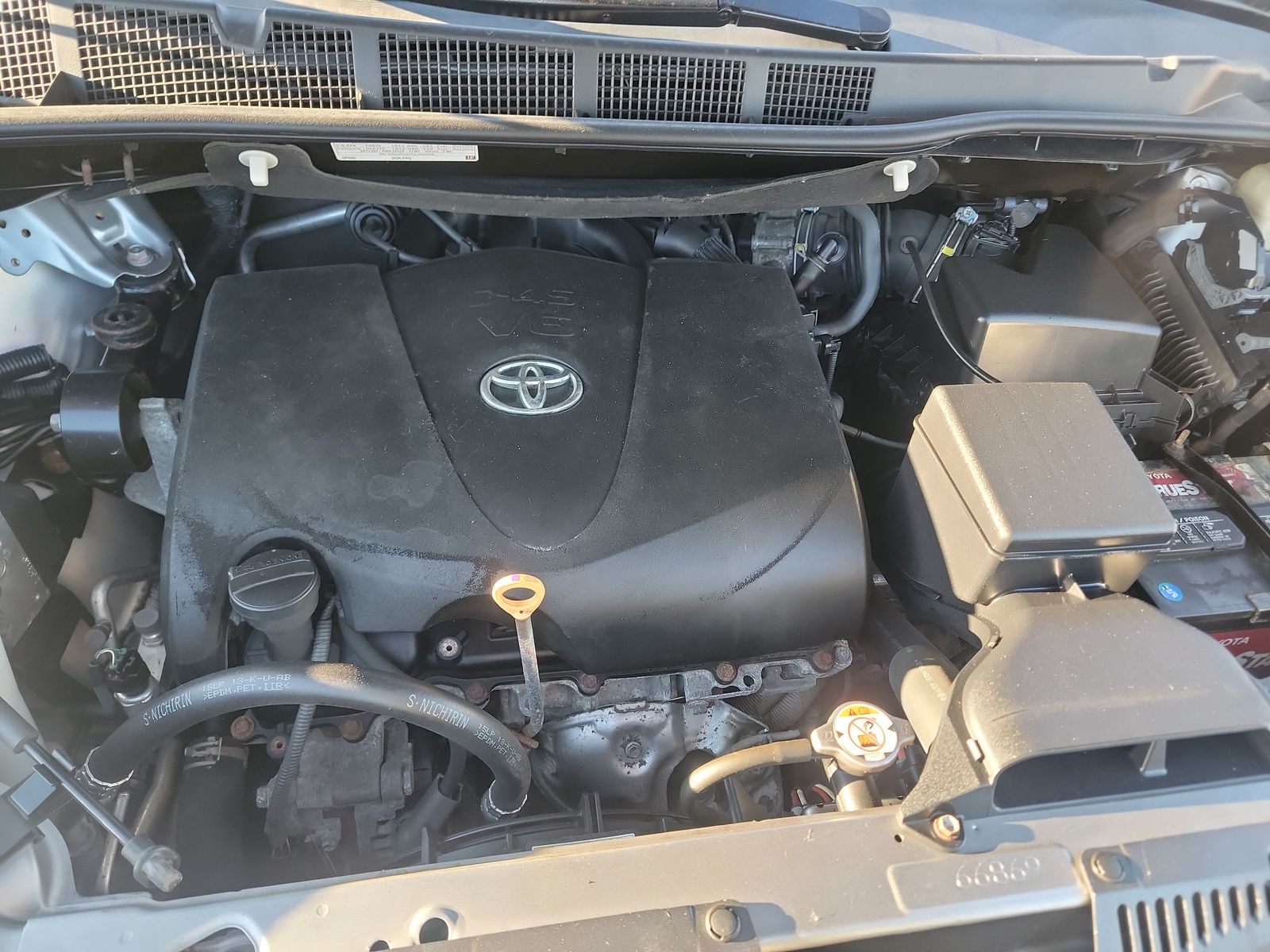 2018 Toyota Sienna XLE FWD