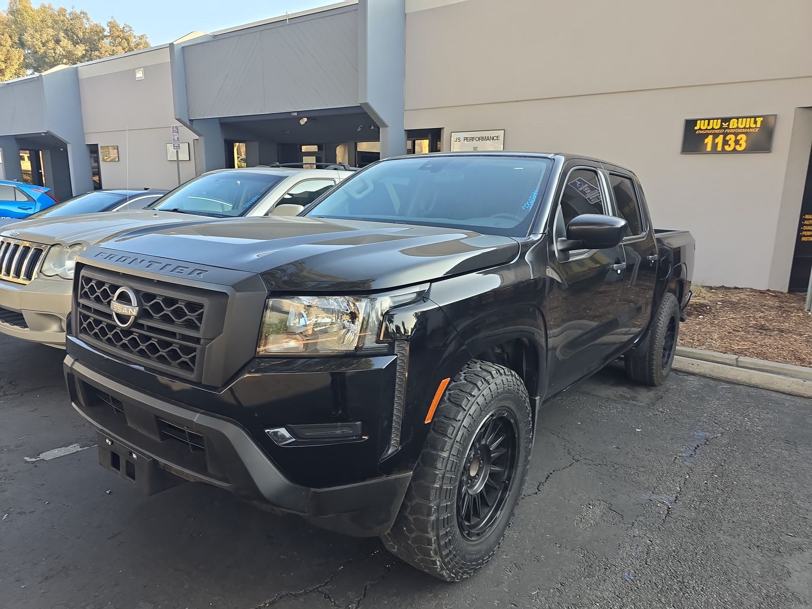 2022 Nissan Frontier S Crew Cab Short Bed