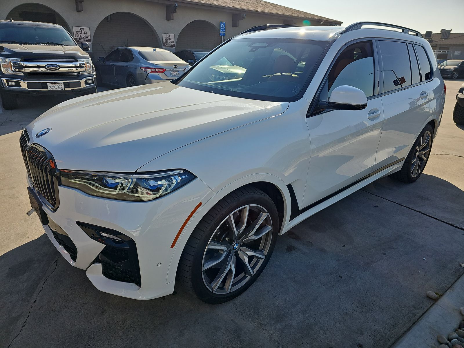2022 BMW X7 Sports Activity Vehicle M50i