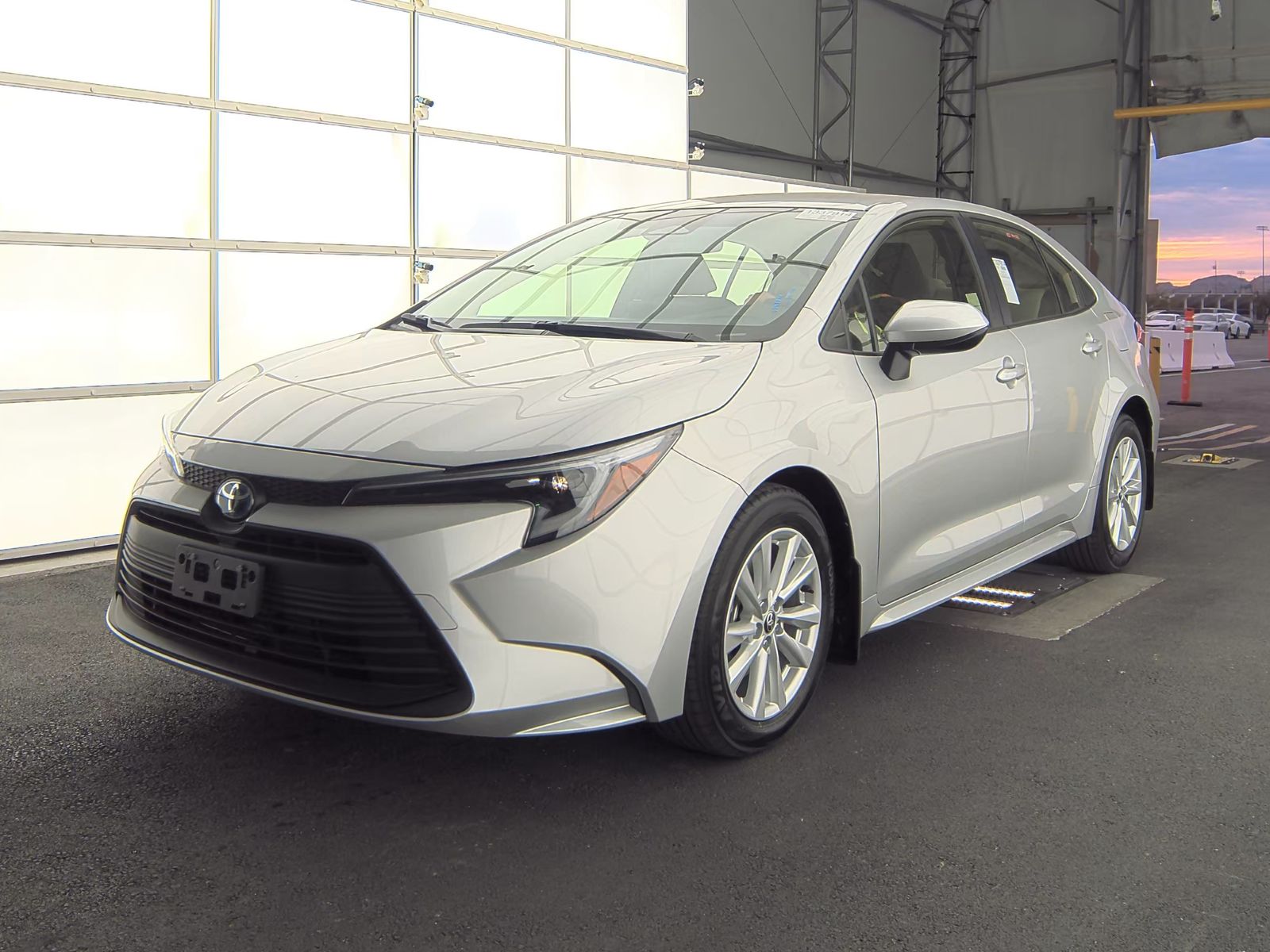 2025 Toyota Corolla Hybrid LE Sedan