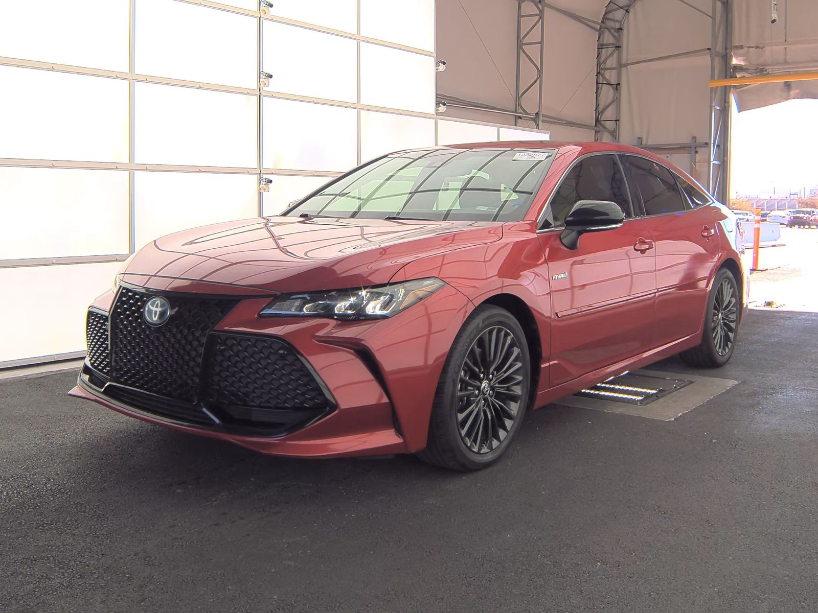 2021 Toyota Avalon Hybrid XSE