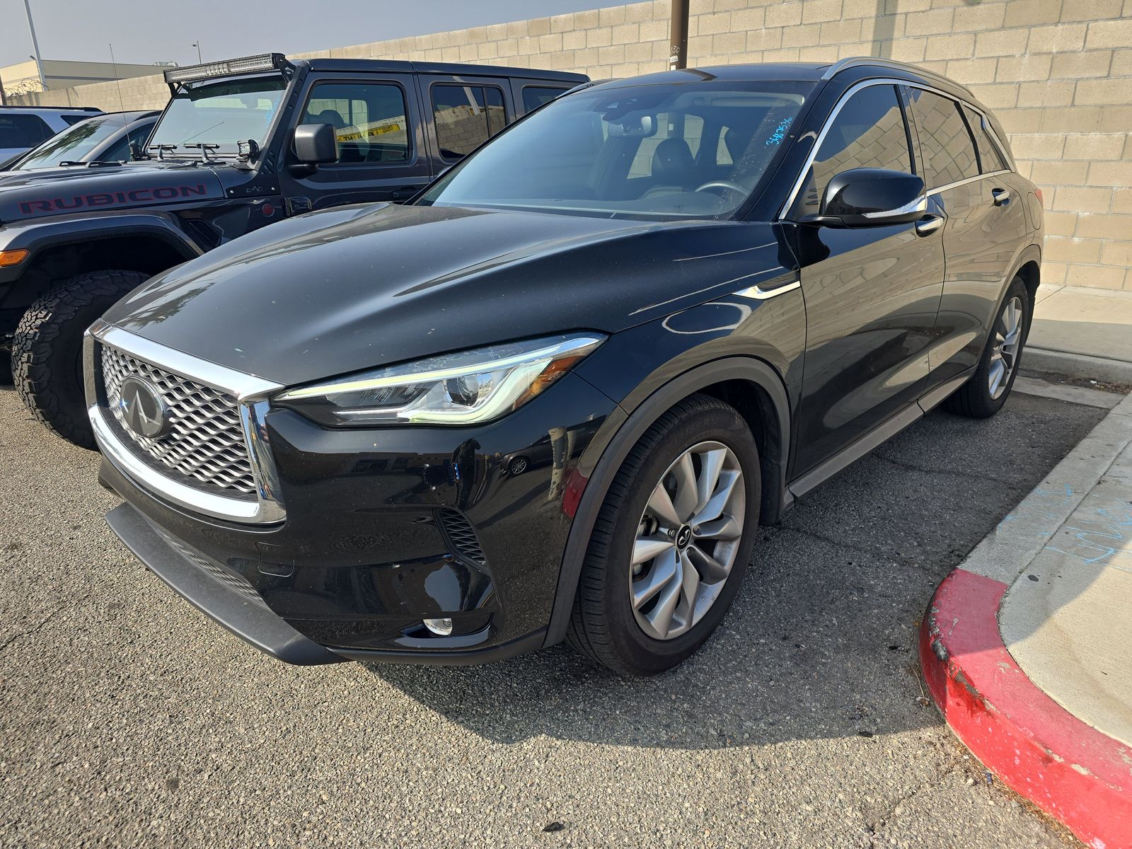 2021 INFINITI QX50 LUXE