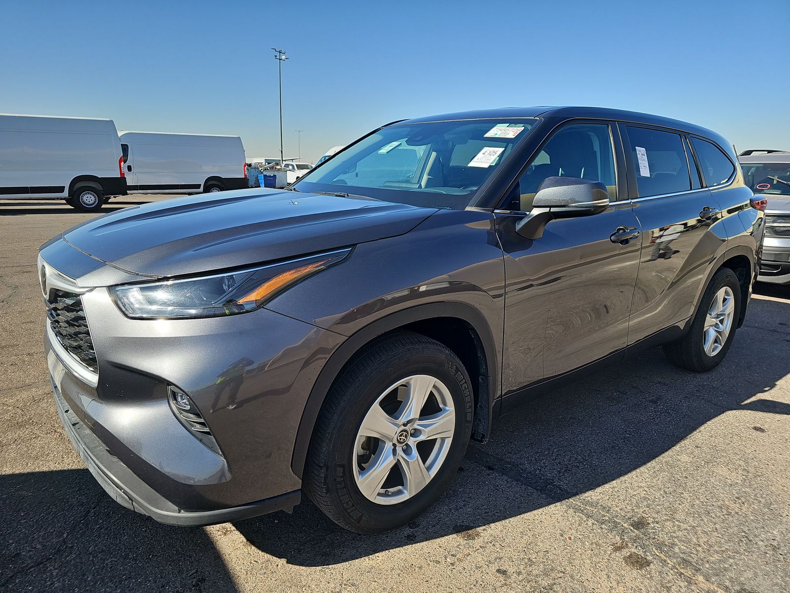 2023 Toyota Highlander LE