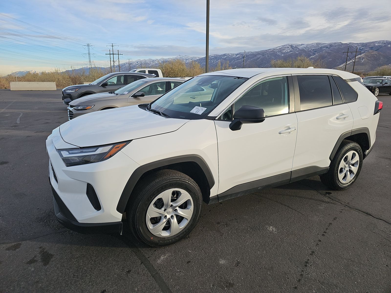 2024 Toyota RAV4 LE