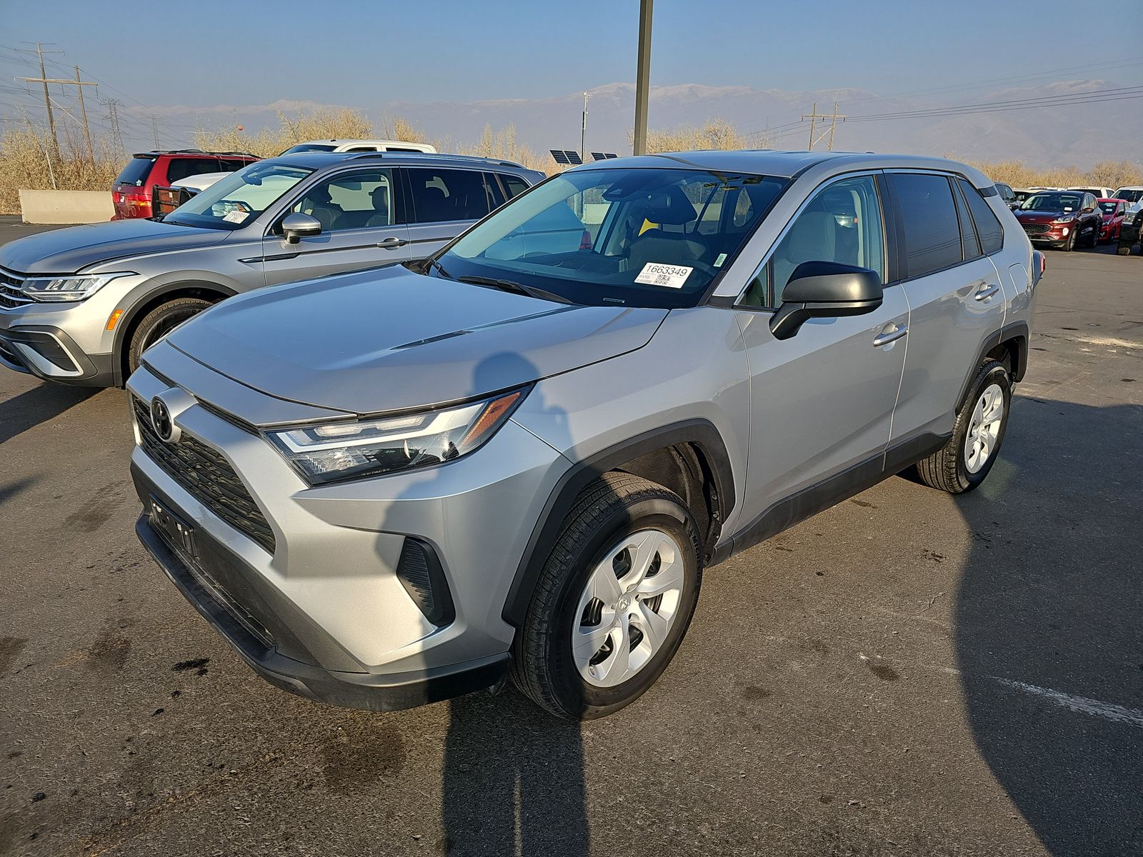 2024 Toyota RAV4 LE