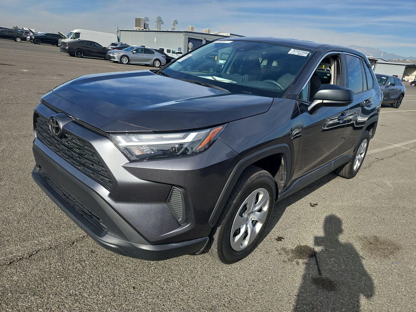 2024 Toyota RAV4 LE