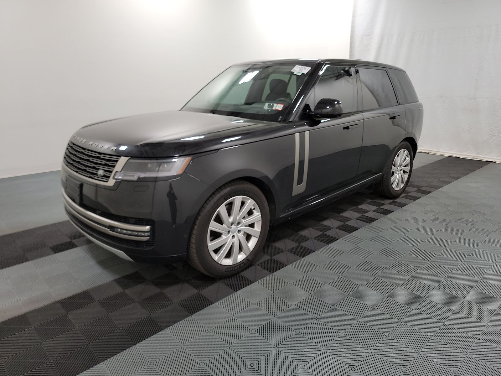 2024 Land Rover Range Rover SE