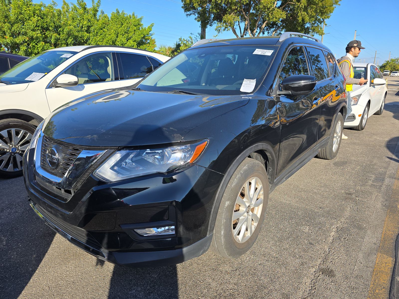 2020 Nissan Rogue SV