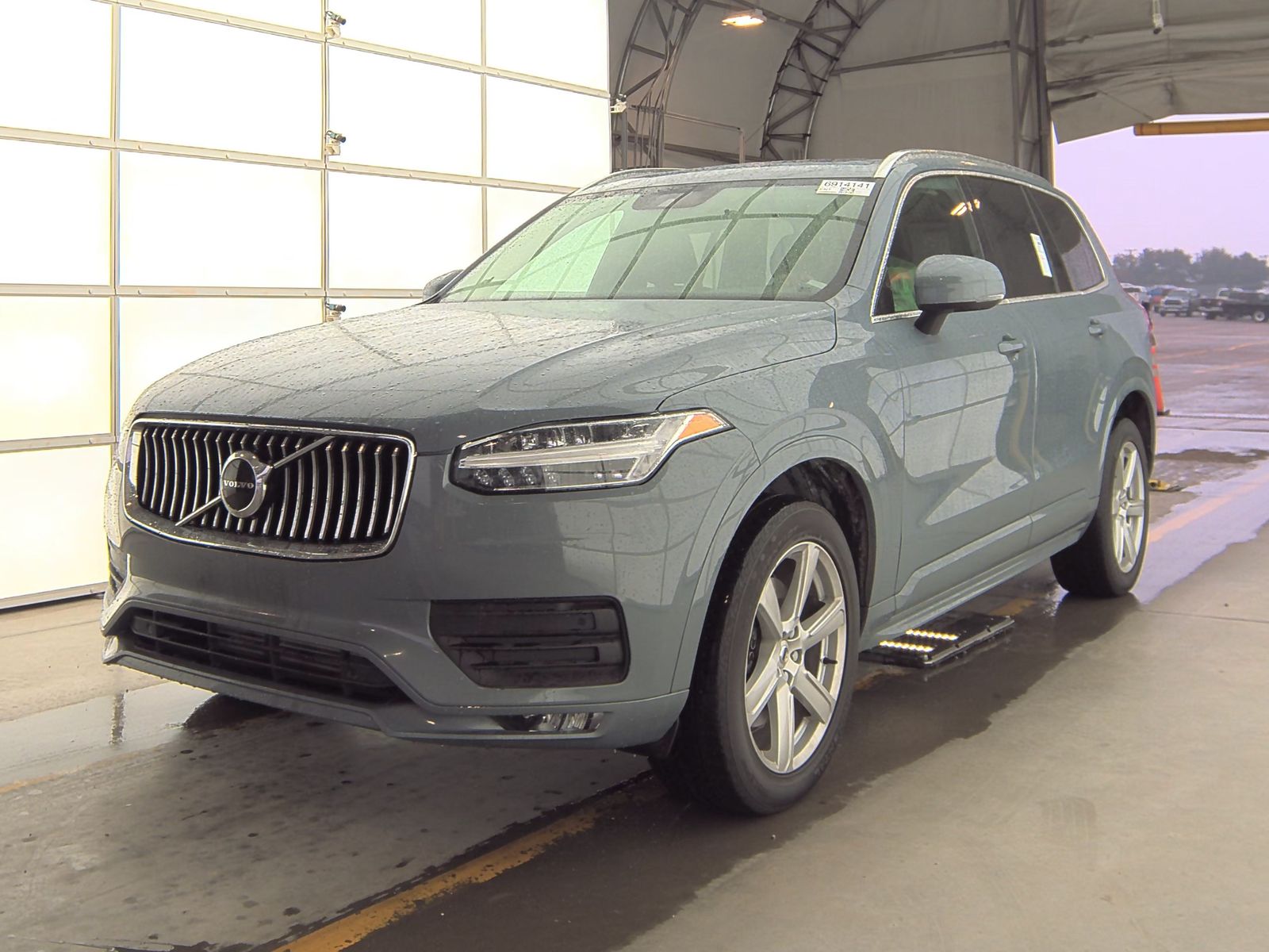 2022 Volvo XC90 Momentum