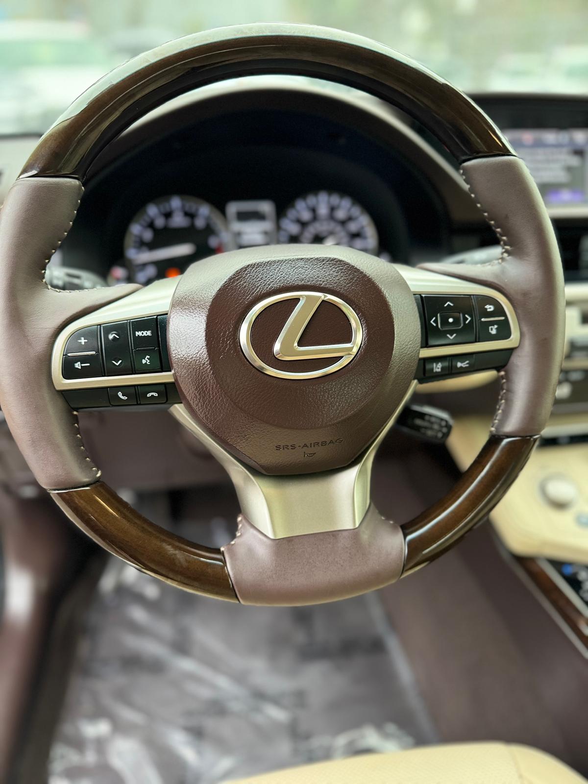 2017 Lexus ES 350