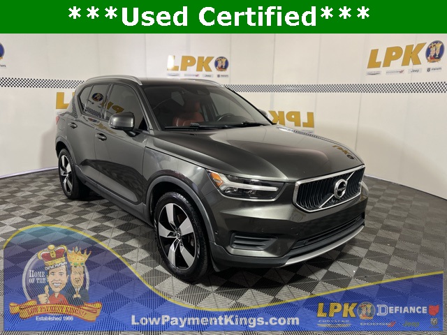 2019 Volvo XC40 T5 Momentum