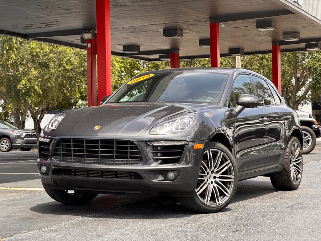 2018 Porsche Macan