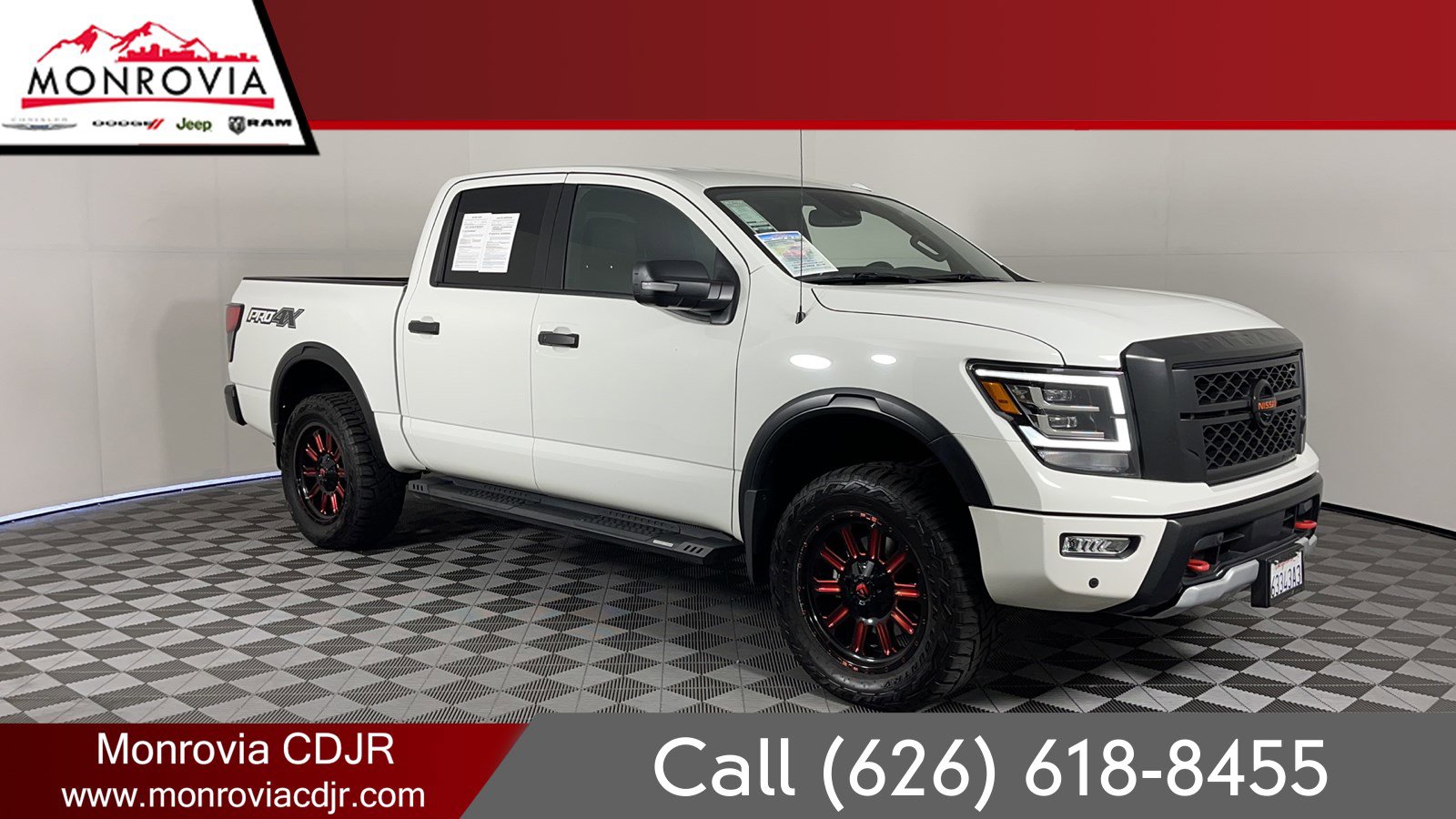 2020 Nissan TITAN PRO-4X Crew Cab Extra Short Bed