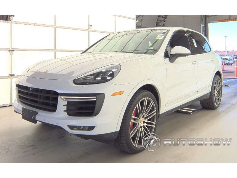 2016 Porsche Cayenne Turbo