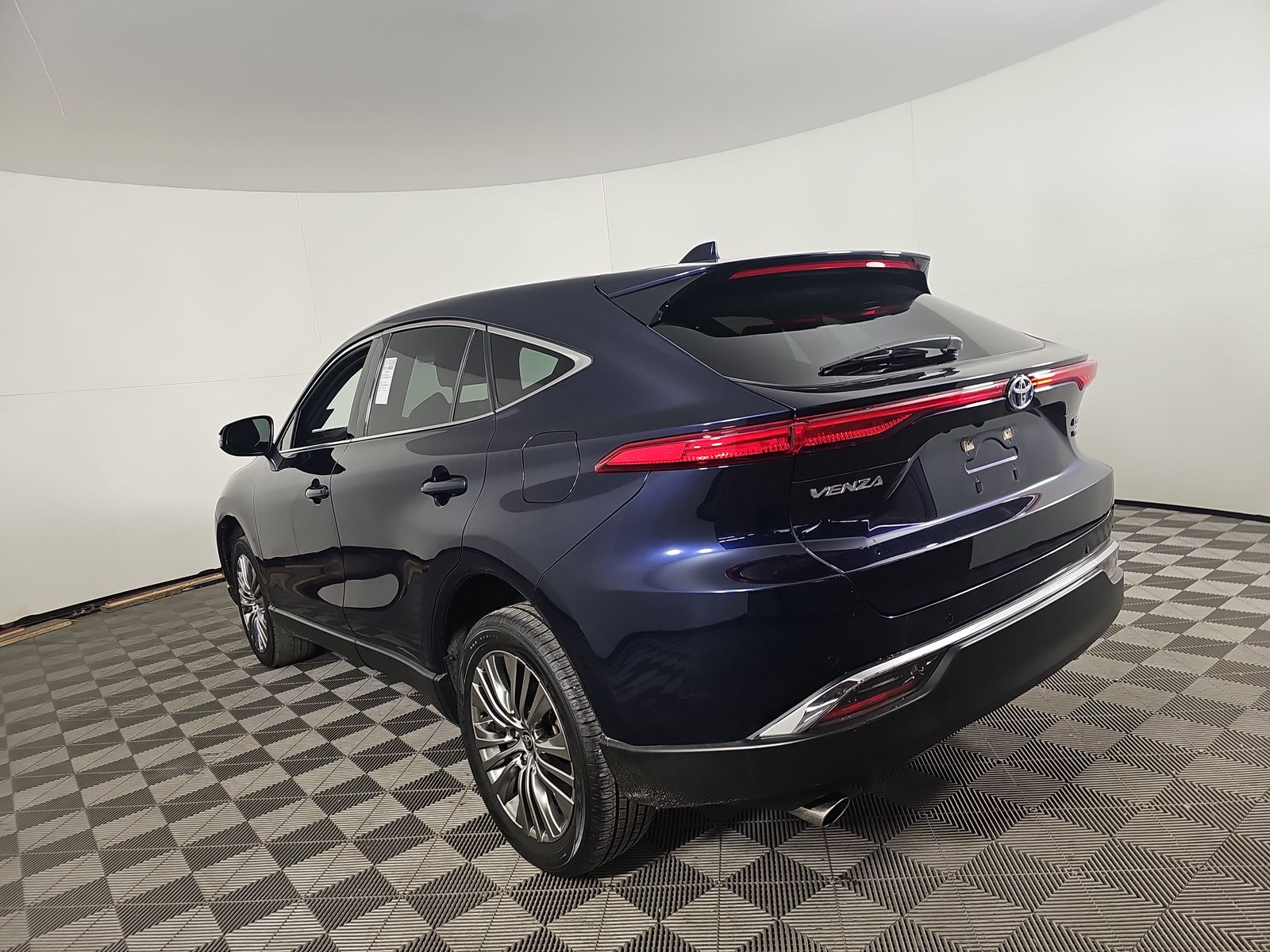 2022 Toyota Venza Limited AWD
