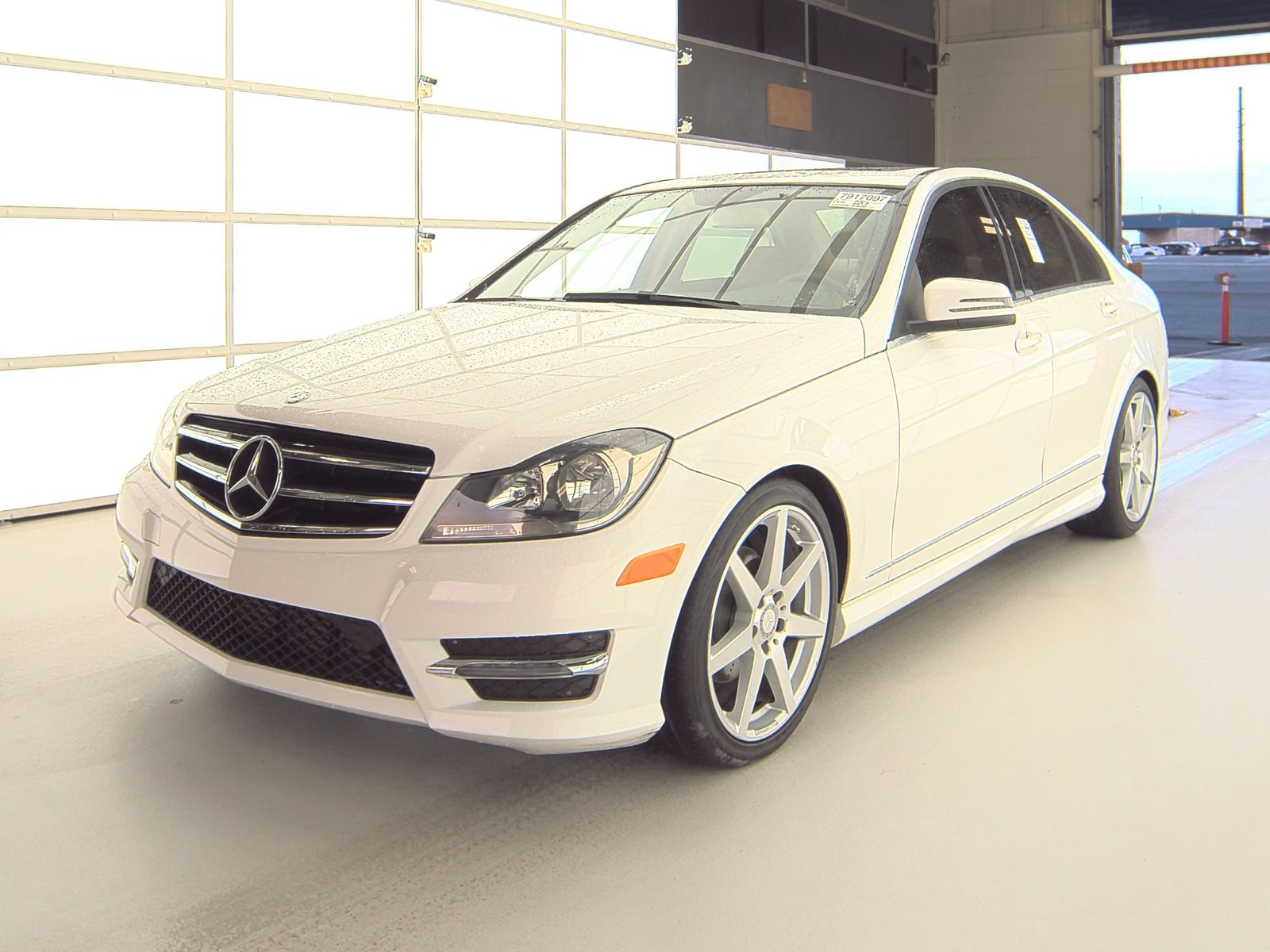 2014 Mercedes-Benz C 250 Sedan